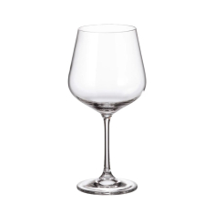 Taurės vynui „STRIX“ (6 vnt., 600 ml)